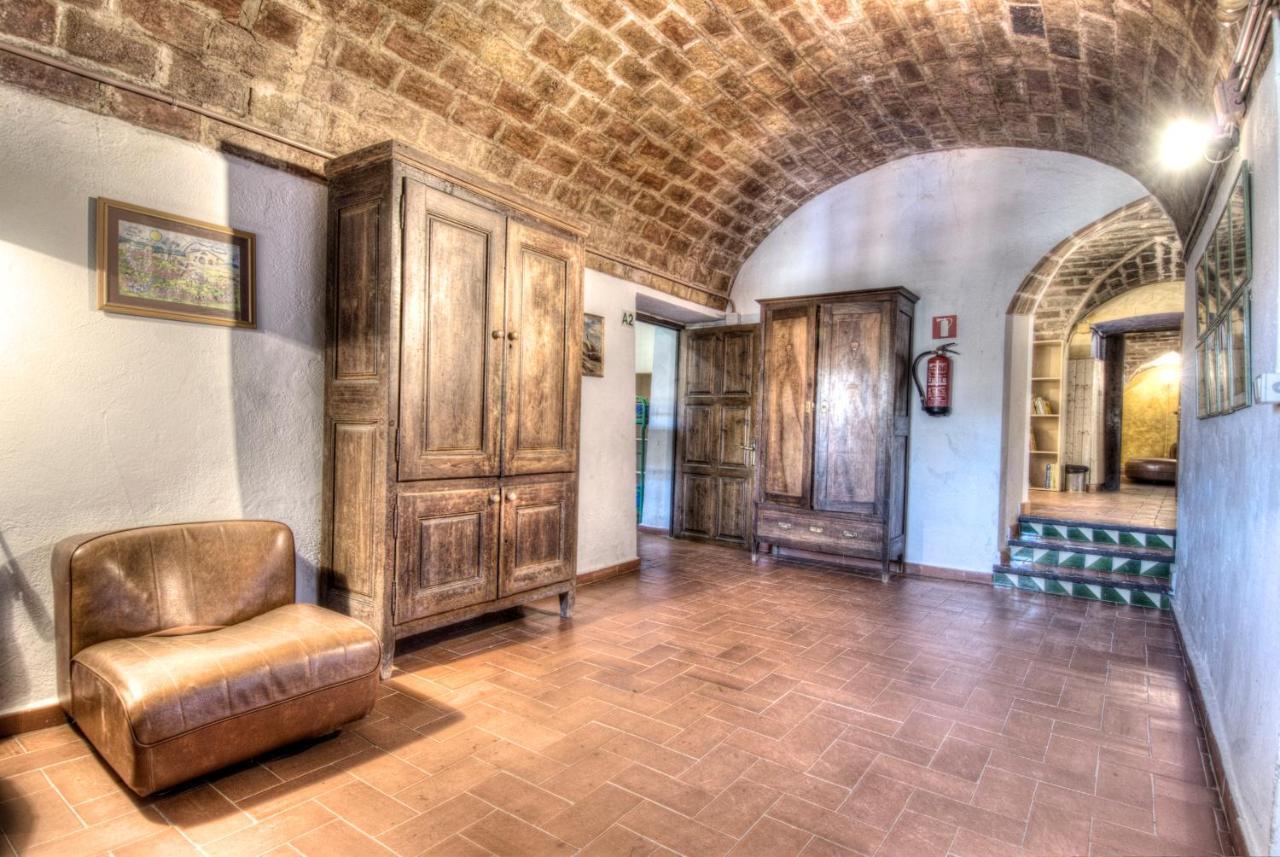 Хостел Mas Pages Sant Esteve De Guialbes Екстер'єр фото